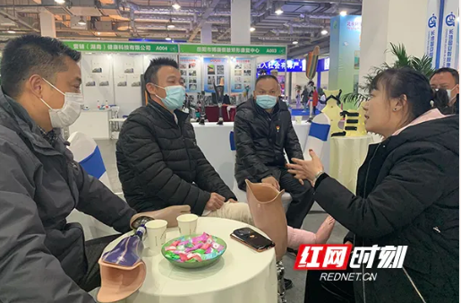 國(guó)安假肢公司,湖南假肢,湖南國(guó)安假肢,長(zhǎng)沙假肢,湖南安裝假肢,假肢安裝,假肢價(jià)格,手假肢多少錢(qián),矯形器,大腿假肢,小腿假肢,上肢假肢,矯形器輔助器具